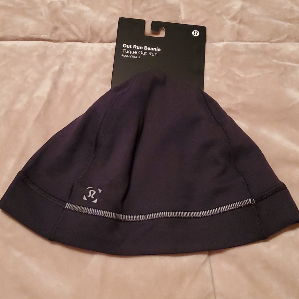 Lululemon Out Run Beanie